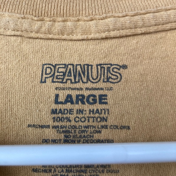 Peanuts Rocky Mountains Printed Crop Top L - Picture 6 of 6